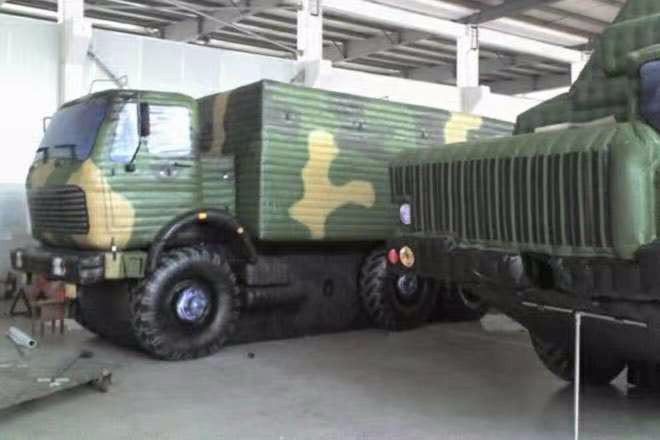 阿克苏大型军事车